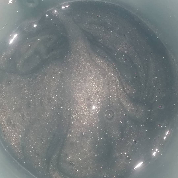 Lip gloss - Picture 2 of 4